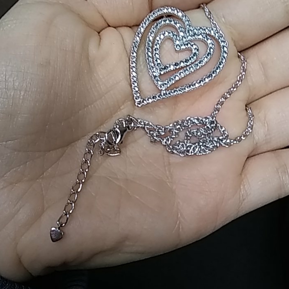 Beautiful Solid Silver Heart Necklace - image 5